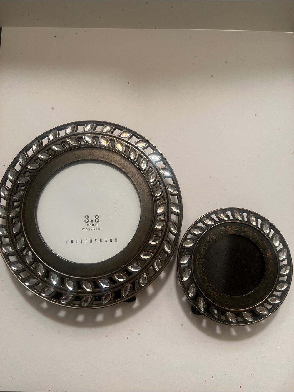 Pottery Barn Bronze Metallic Crystal Leaf Round Frame Set(2)
